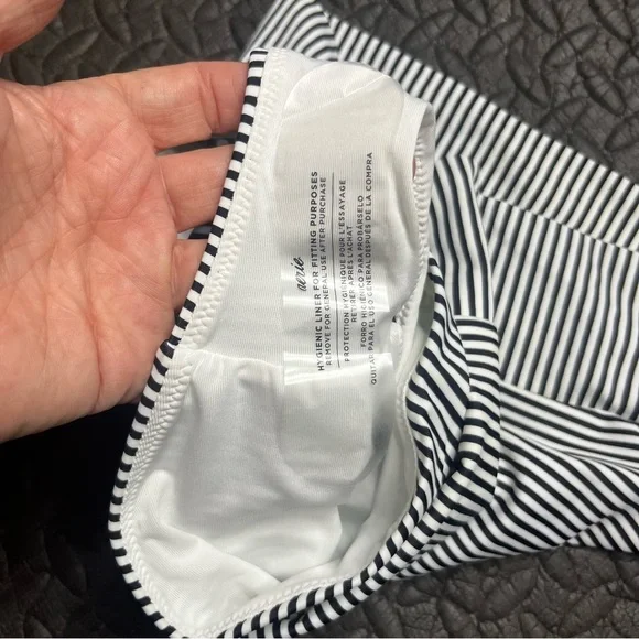 Aerie‎ High Cut Cheeky Bikini Bottom Swim Large Black White Stripe NWT Swimwear - Picture 5 of 6